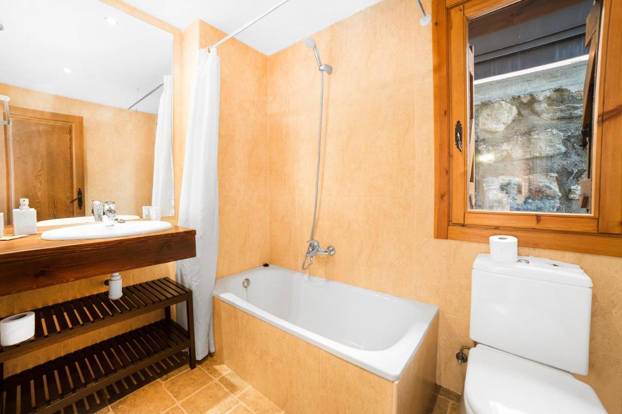 Apartaments Esquirol เอลตาร์แตร์ ภายนอก รูปภาพ